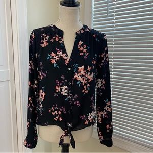 Floral Tie Front Blouse sz small